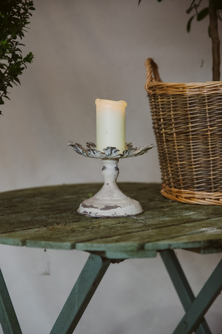 White And Gold Artichoke Lantern