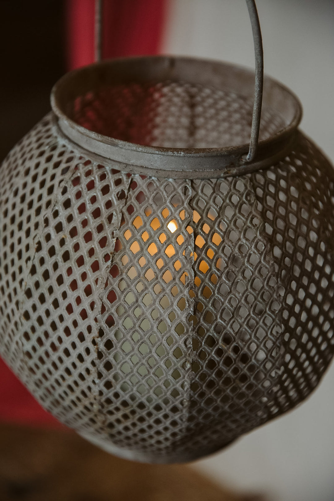 Round Mesh Lanterns